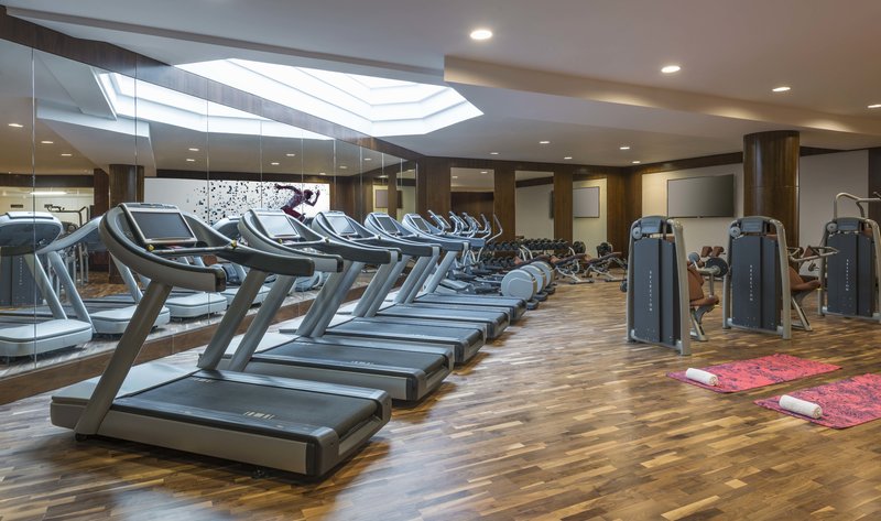 Sheraton Oman Hotel 7