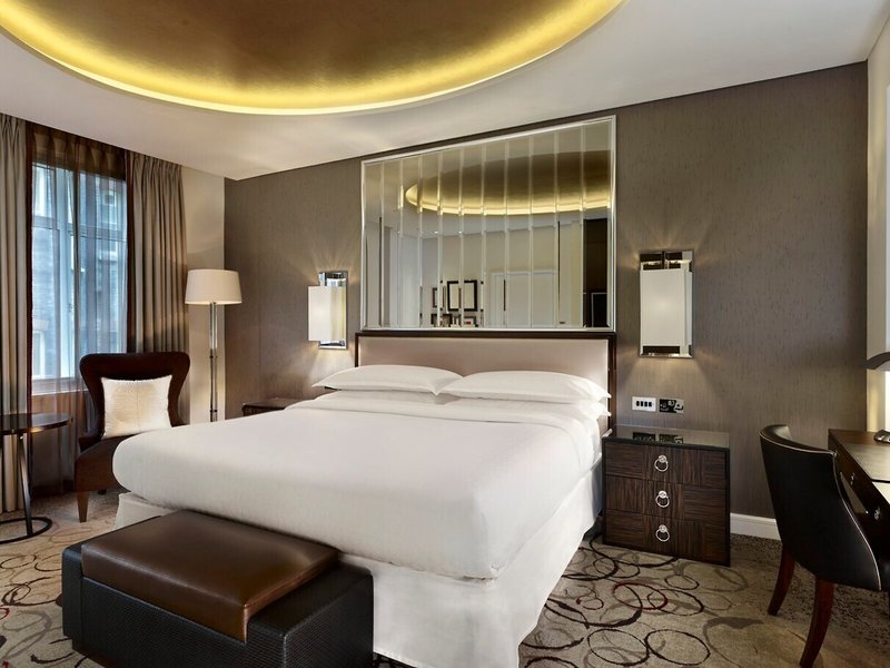 Sheraton Grand London Park Lane 33