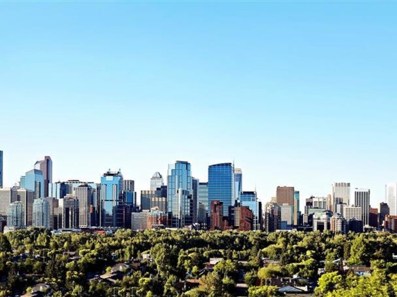 Sheraton Suites Calgary Eau Claire 4