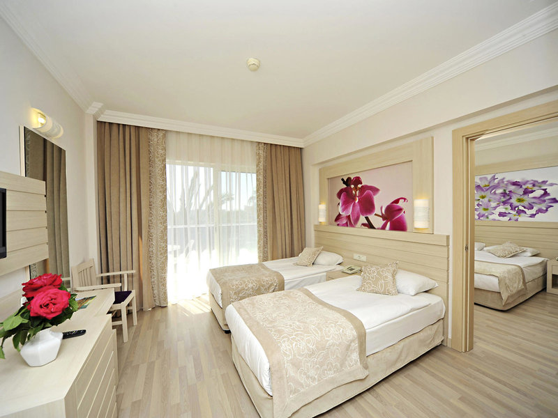 Seaden Hotel Side Corolla 28