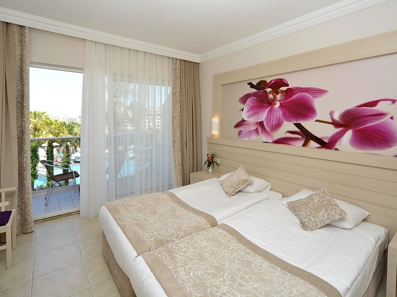 Seaden Hotel Side Corolla 29