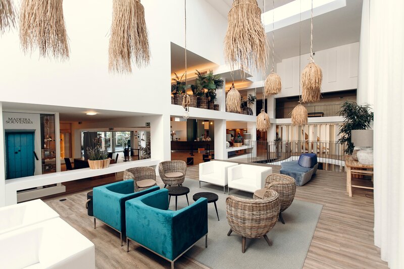 Four Views Oasis 133