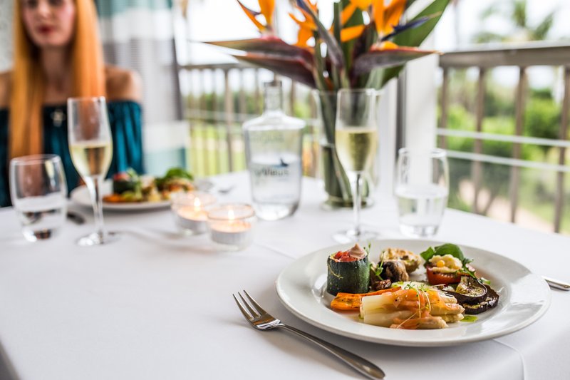 Four Views Oasis 143