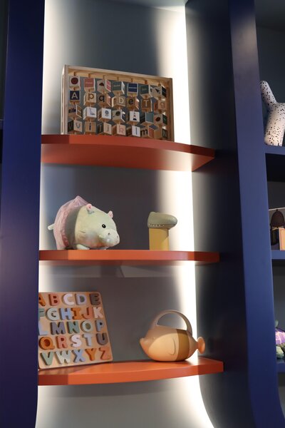 Four Views Oasis 189