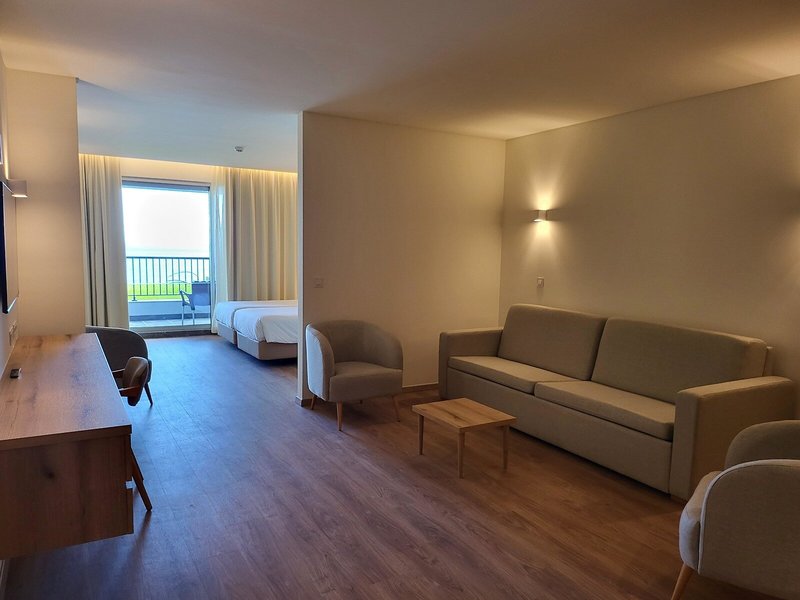 Roca Mar Lido Resorts - Royal Orchid 50