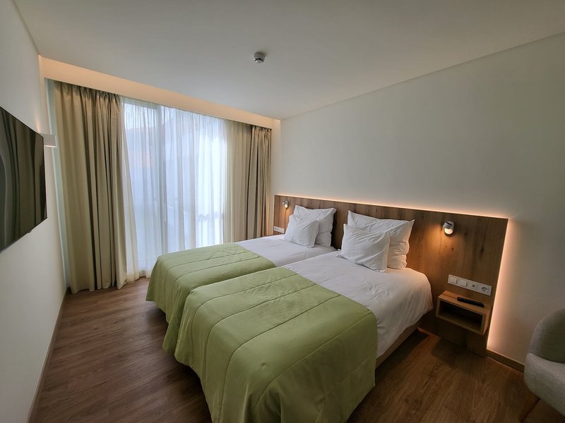 Royal Orchid 23