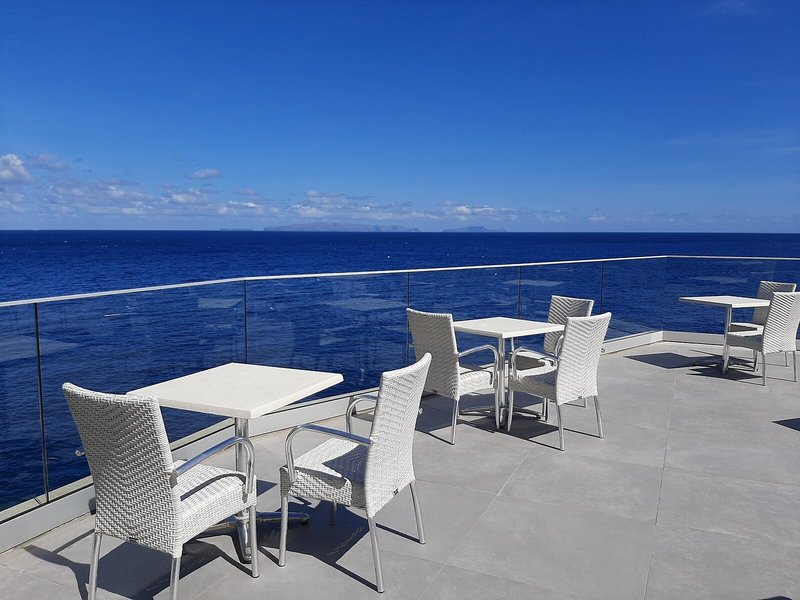 Royal Orchid 15