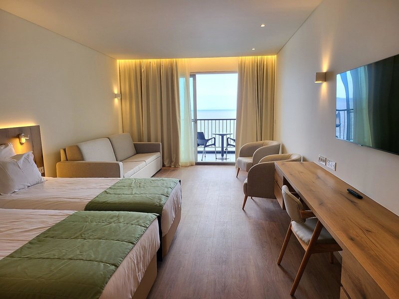Royal Orchid 43