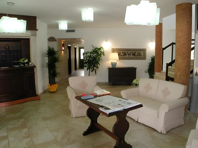 Hotel RaffaEl 5 - Room Example