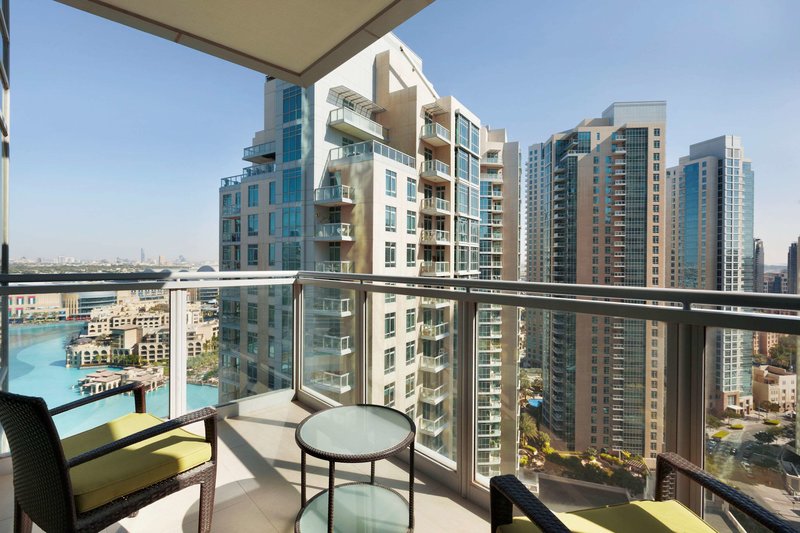 Ramada by Wyndham Downtown Dubai 6
