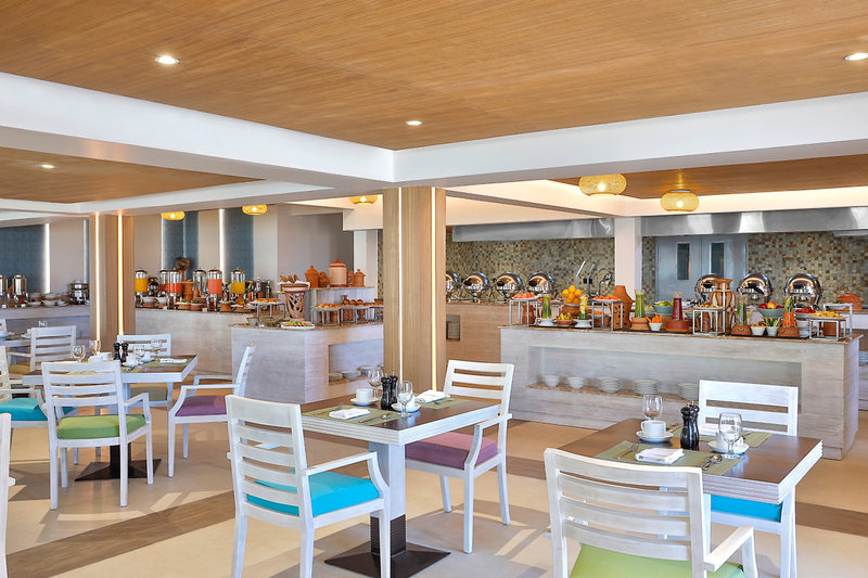 Avani Kalutara Resort  6