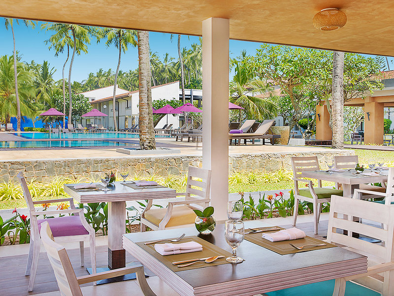 Avani Kalutara Resort 8