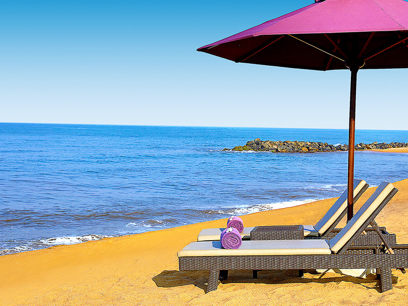 Avani Kalutara Resort 9