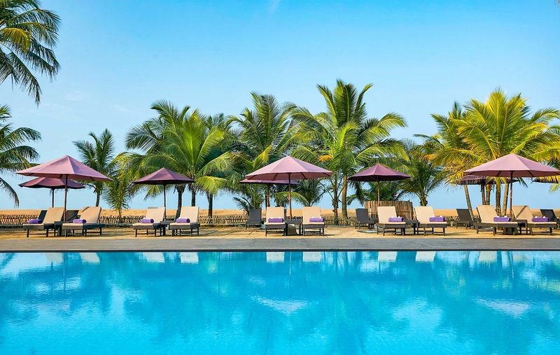 Avani Kalutara Resort  1