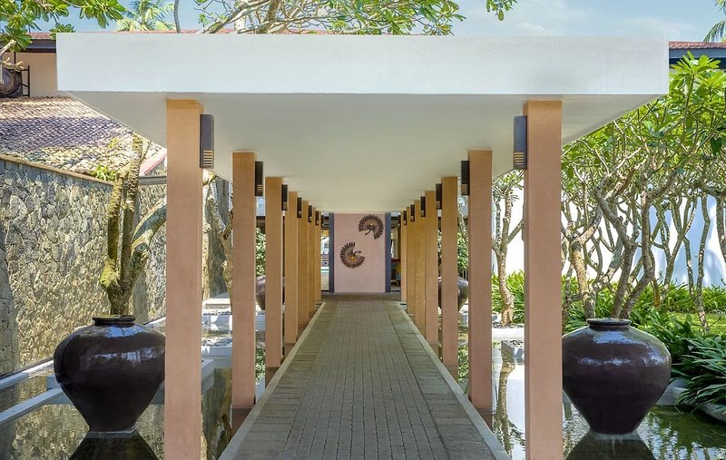 Avani Kalutara Resort  8