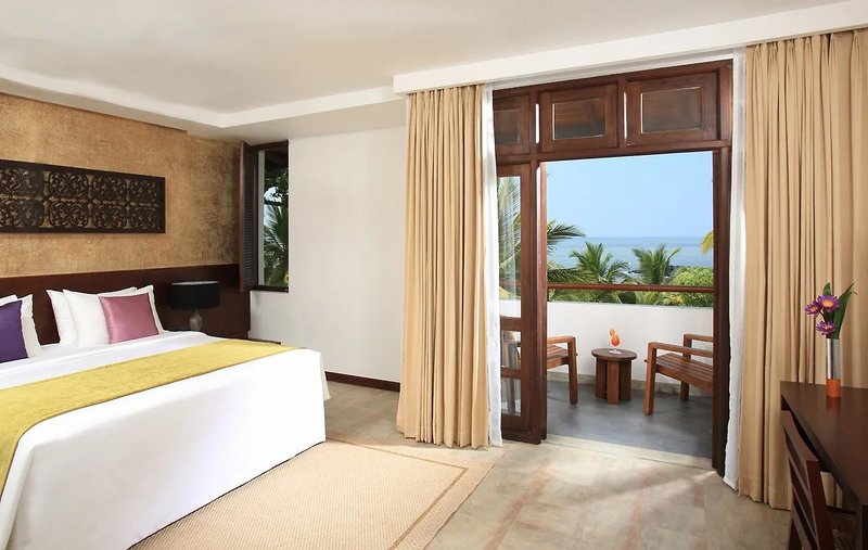 Avani Kalutara Resort  10
