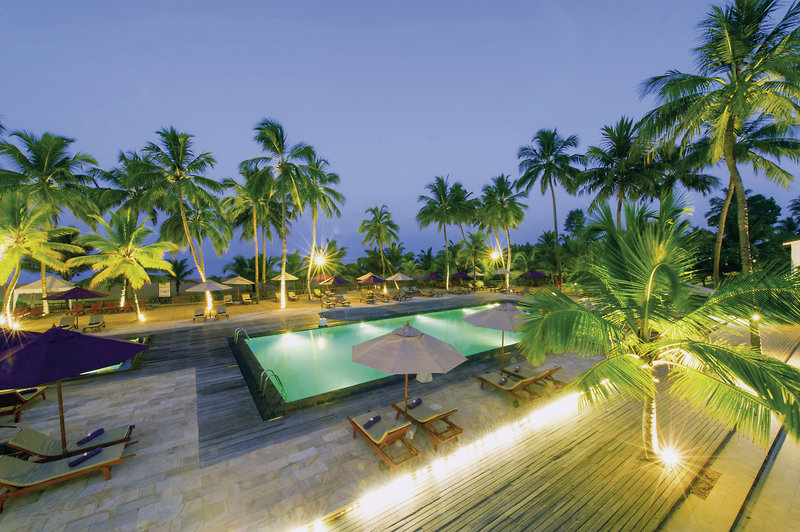 Avani Kalutara Resort  6