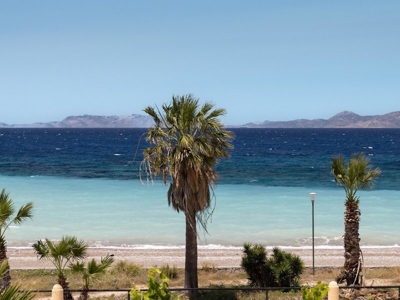 Sirene Beach Hotel 8