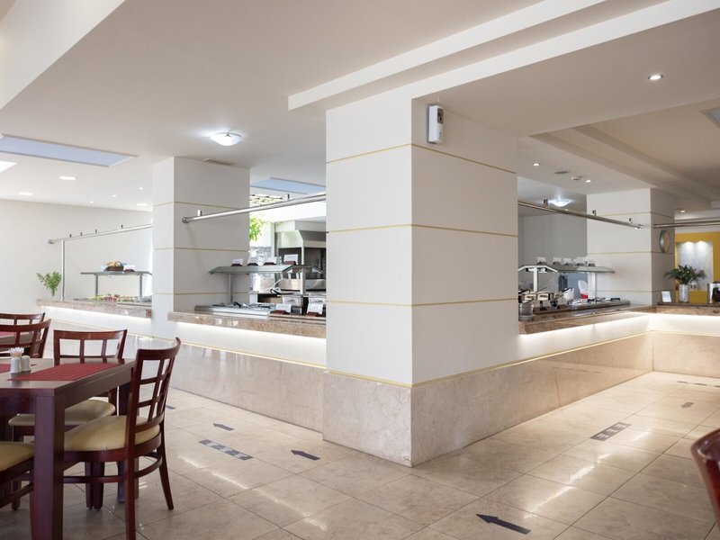 Sirene Beach Hotel 23