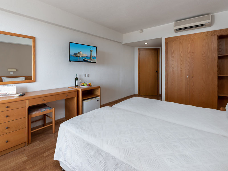 Sirene Beach Hotel 25