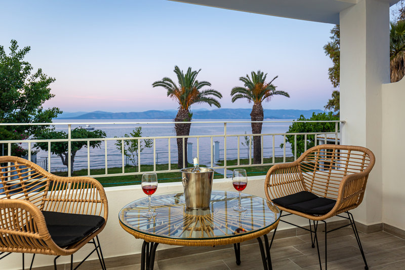 Sirocco 12