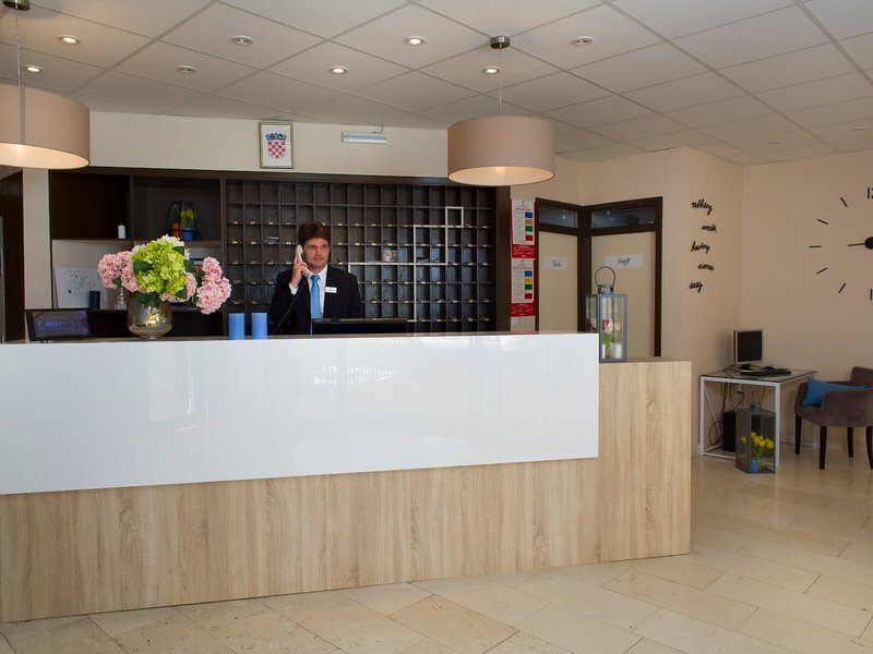 Hotel Faraon 24