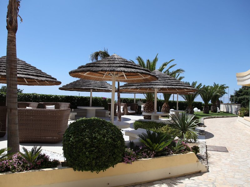 Sunshine Hotel & Spa 1 - Exterior