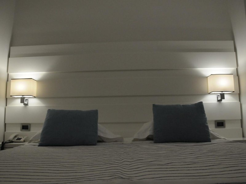 Sunshine Hotel & Spa 34 - Room Example