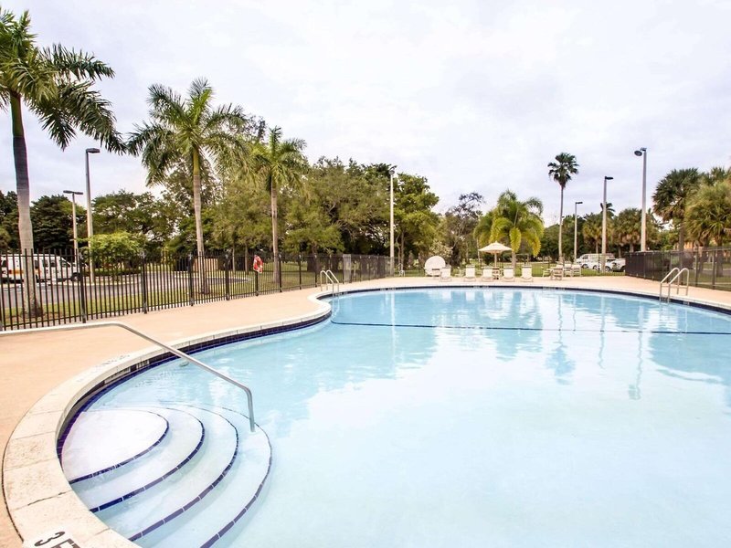 Sleep Inn Miami Airport 7