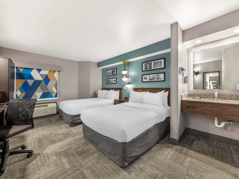 Sleep Inn Miami Airport 24
