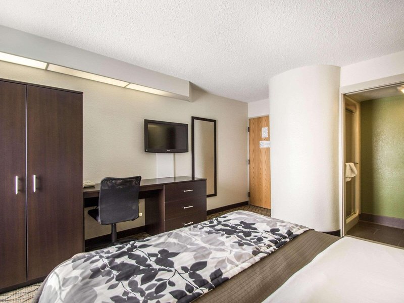 Sleep Inn Miami Airport 31