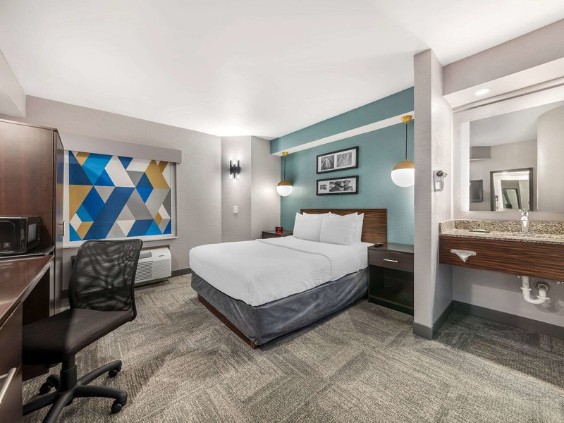 Sleep Inn Miami Airport 40