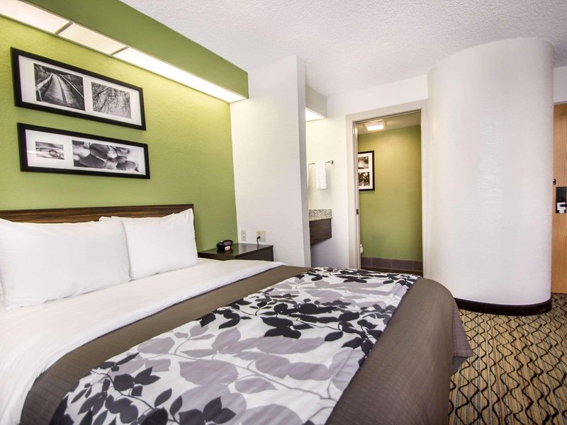 Sleep Inn Miami Airport 45