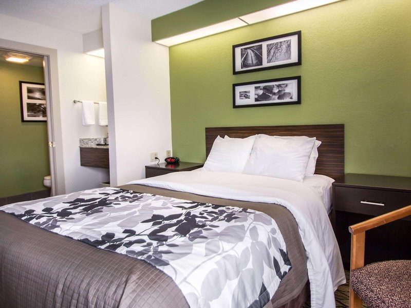 Sleep Inn Miami Airport 46