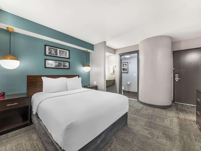 Sleep Inn Miami Airport 49