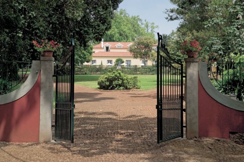 Casa Velha Do Palheiro 8