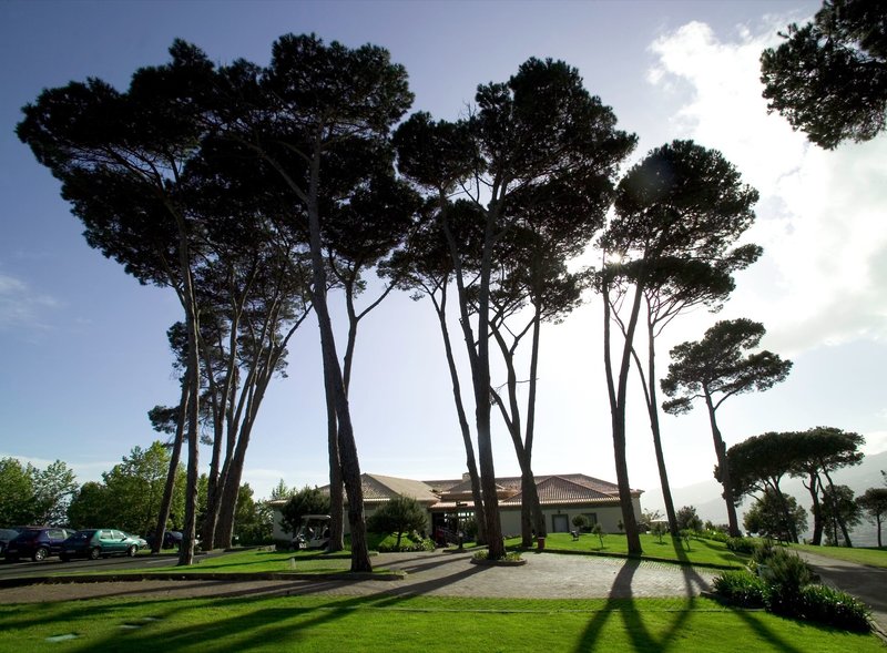 Casa Velha Do Palheiro 10