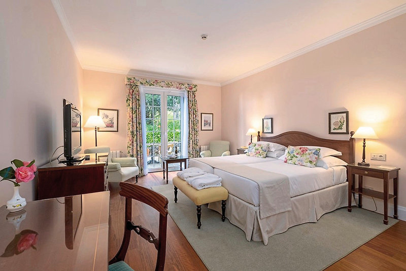 Casa Velha Do Palheiro 2