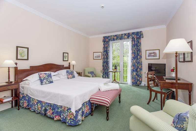 Casa Velha Do Palheiro 14