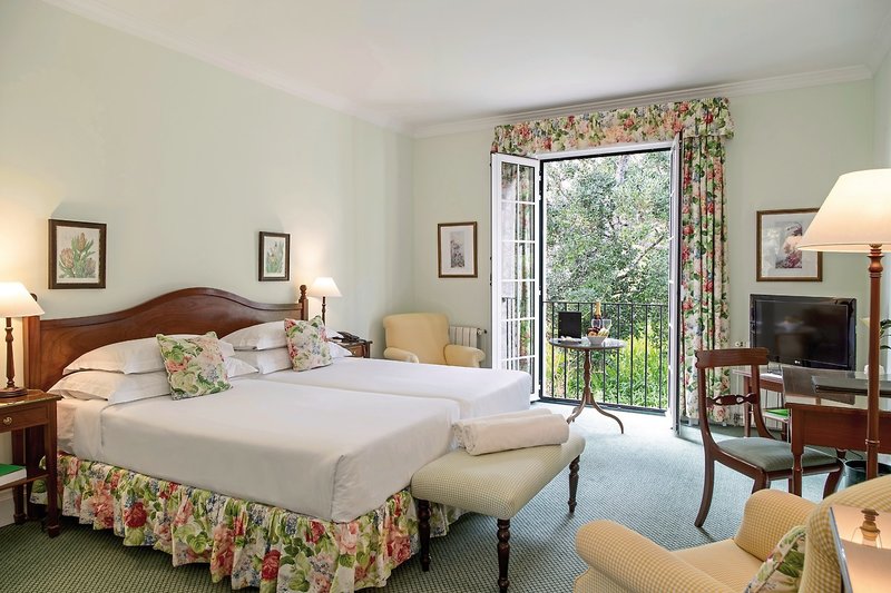 Casa Velha Do Palheiro 15