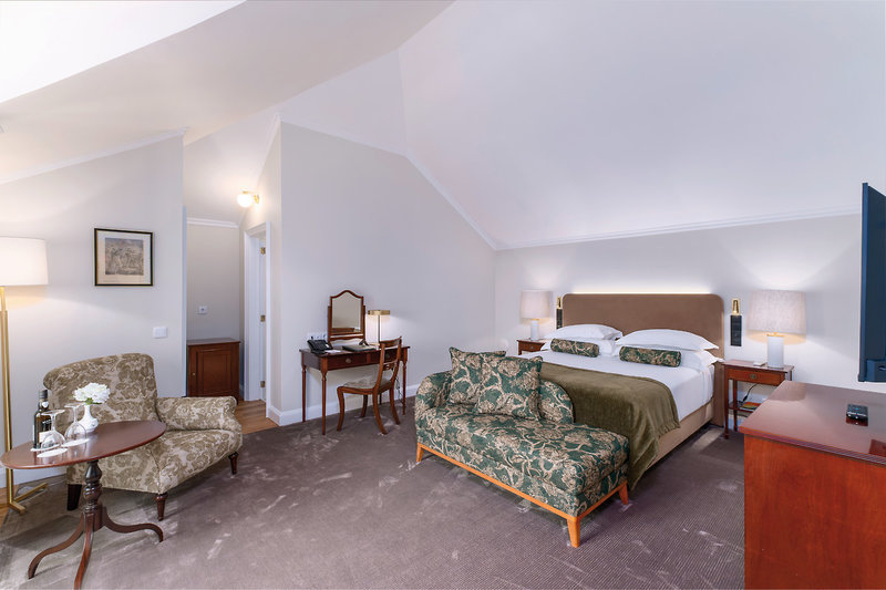 Casa Velha Do Palheiro 18