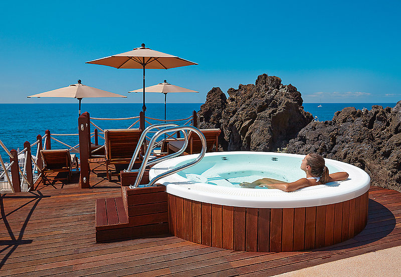 The Cliff Bay  19
