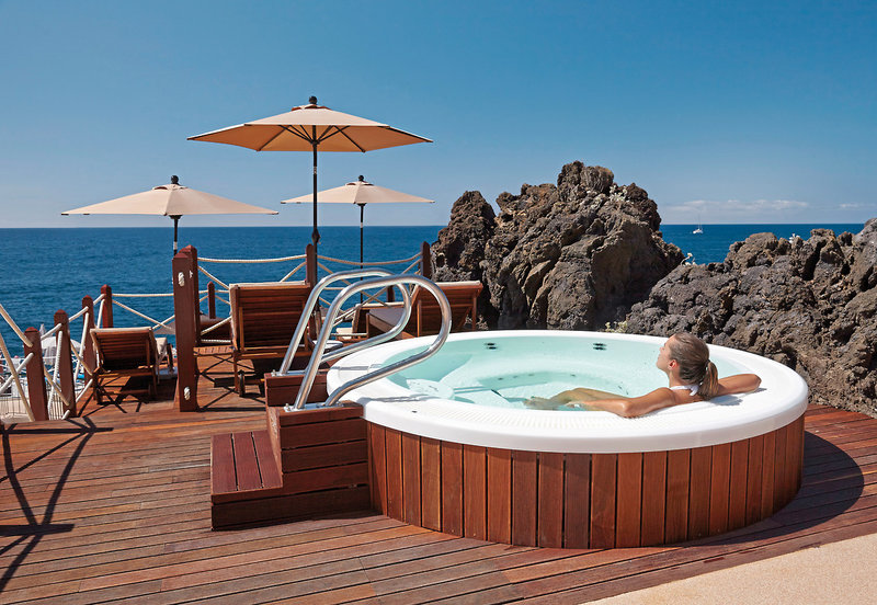 The Cliff Bay  29
