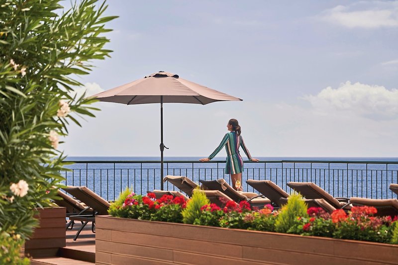 The Cliff Bay  35