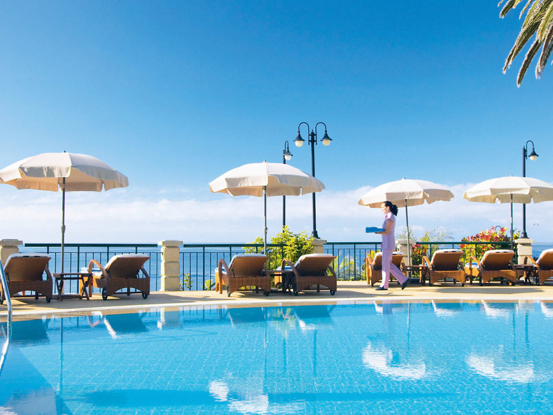 The Cliff Bay 6