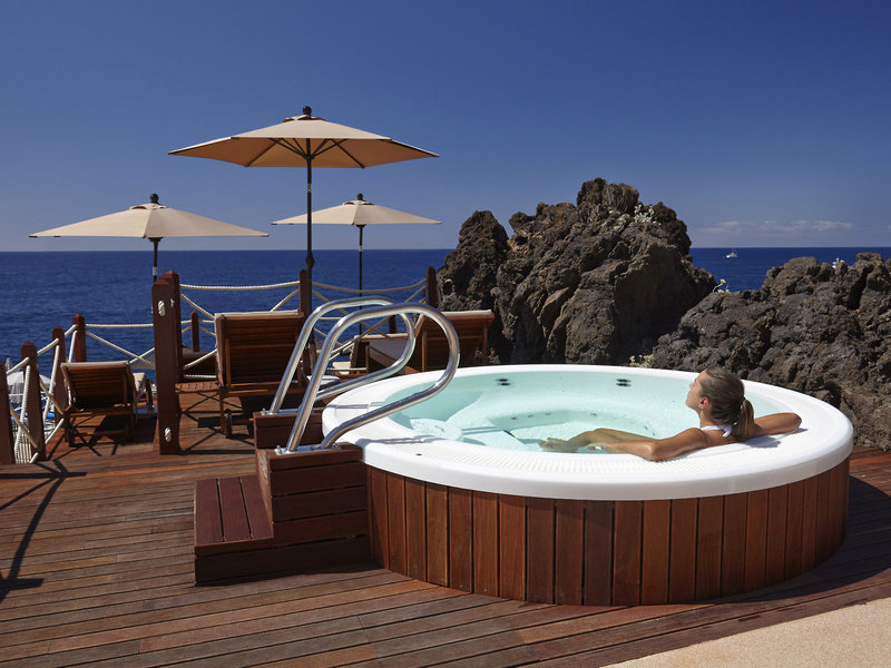 The Cliff Bay 33