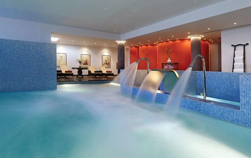 Out Of The Blue Resort 40