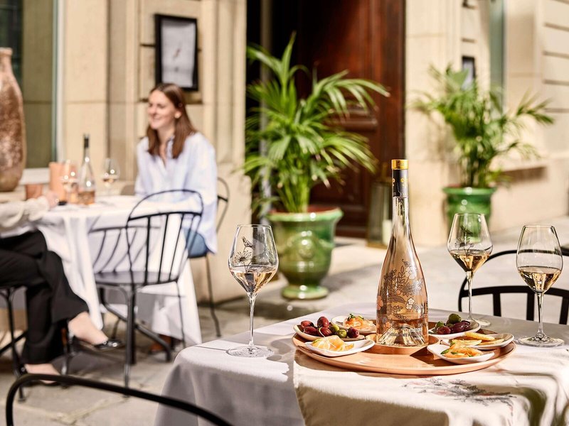 Sofitel Le Faubourg 6