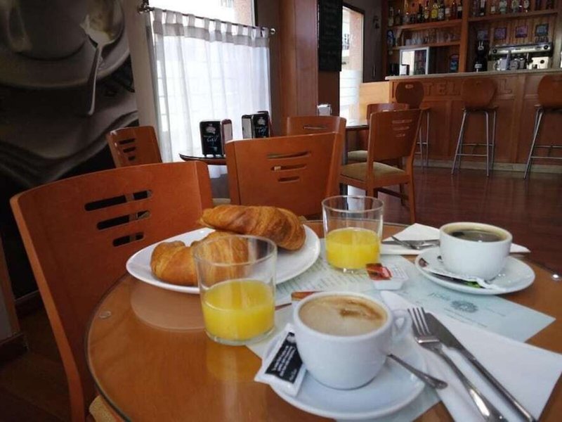 Hotel Sol Almeria 11