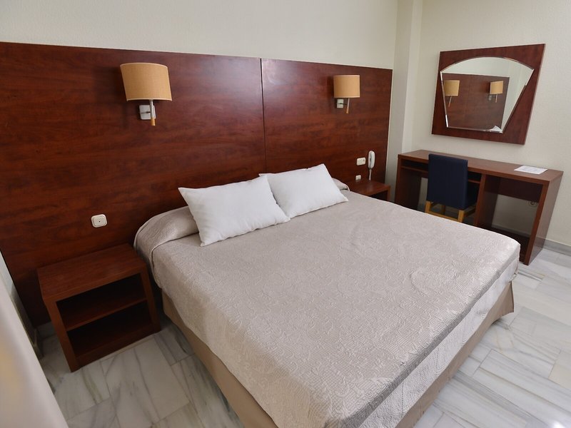 Hotel Sol Almeria 18